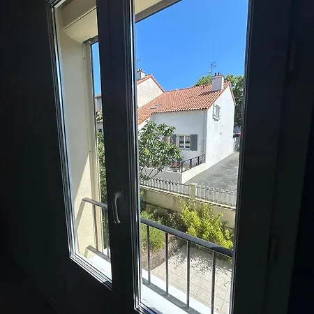 Semesterbostad Le Nid : Maison Charmante A 5 Min Du Centre
